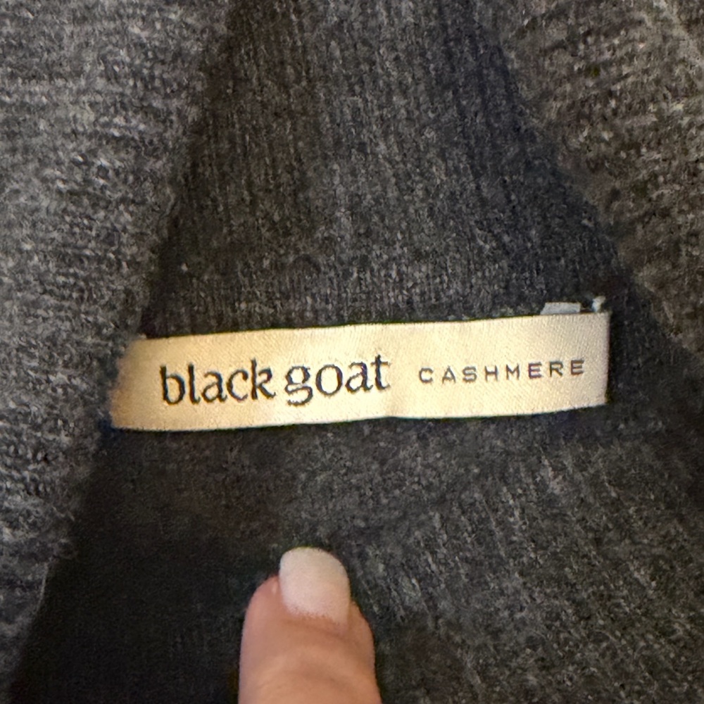 Black Goat Classic Kohl Turtleneck Size M - Picture 7 of 11
